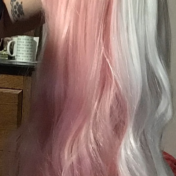 Spit dyed wig - Picture 2 of 3